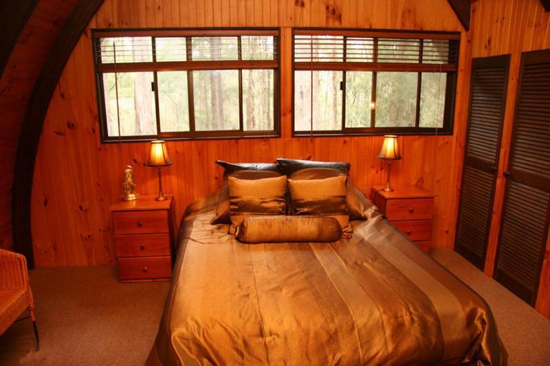 Springbrook Mountain Chalets Szoba fotó